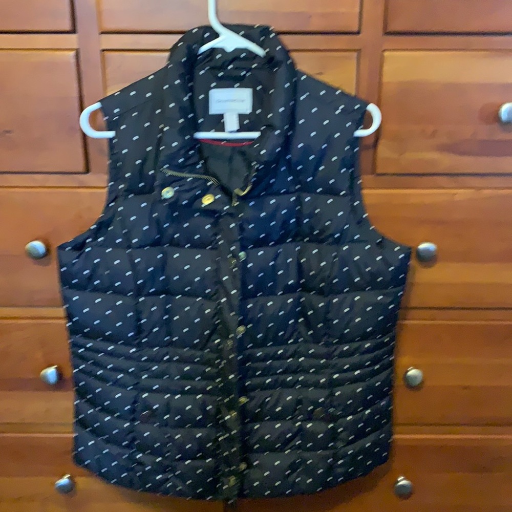 Super cute polka dot Charter Club vest!